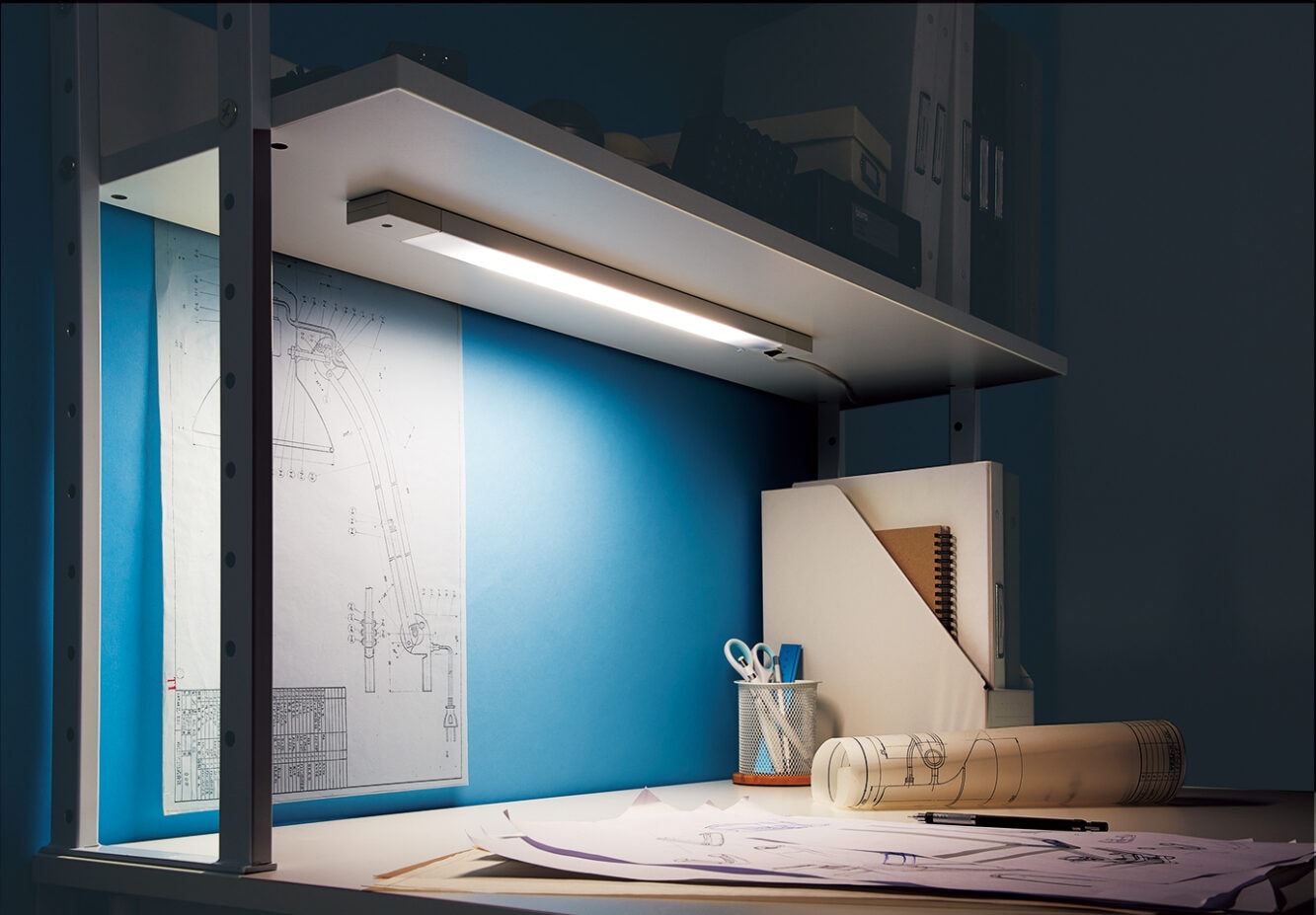 LED　マグネットライト　棚下ライト　ZM-025　ブラック　ホワイト