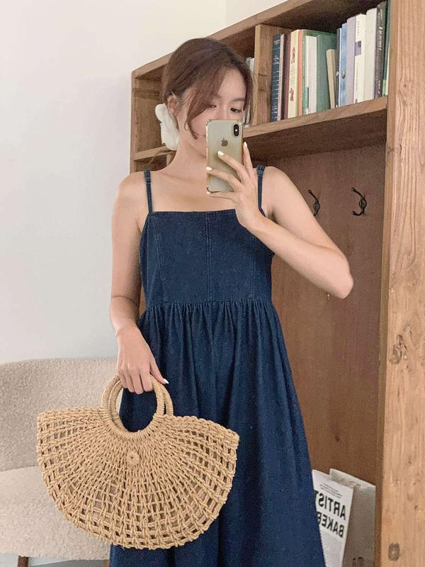 デニムスモッキングOPS (バックシャーリング チョンワンピース スモッキング ストラップワンピース)