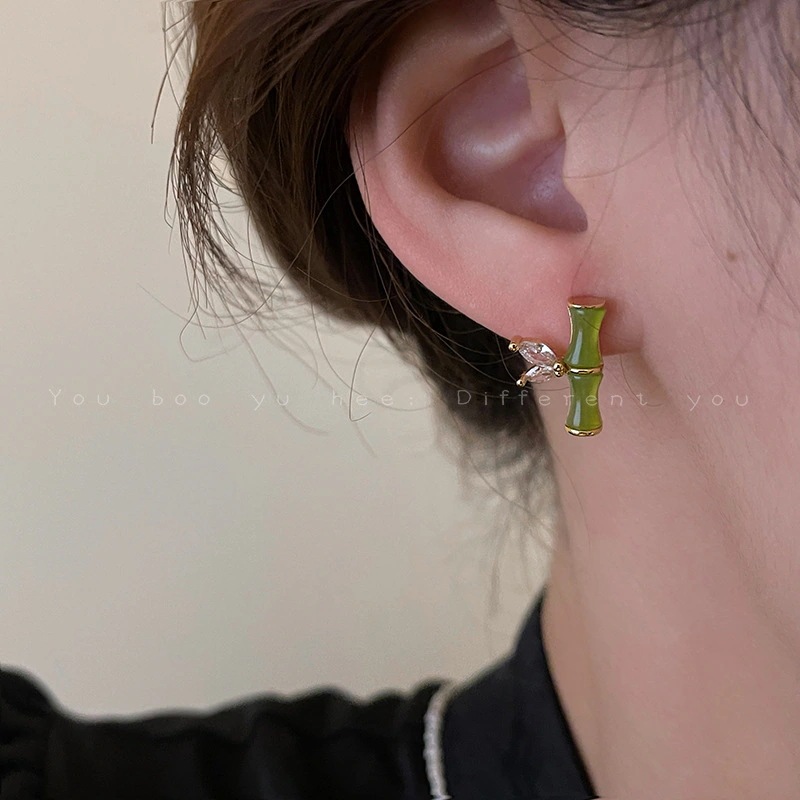 中国風緑の竹の節にピアスをはめ込む女潮軽贅沢イヤリング復古気質漢服イヤリング