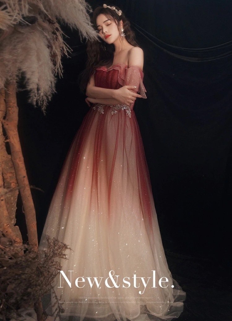 お早めに！レディースドレス 高級感 姫系 ワイン チュールスカート ロングドレス オフショルダー 着痩せ 上品 きれいめ メッシュ 結婚式 成人式 パーティー 宴会 披露宴 二次会 司会 礼服 エレガ