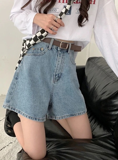 ボトムス パンツ Gパン ズボン デニム キュロット ショート丈 膝上 ストレート Aライン ファスナー ポケット ハイウエスト デニム ブルーデニム 薄手 かわいい シンプル カジュアル おしゃれ