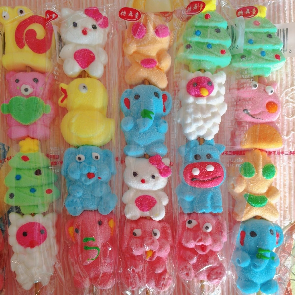 50/100Pcs 漫画のロリポップ串刺しコットンソフトキャンディと懐かしいスナックのミックス