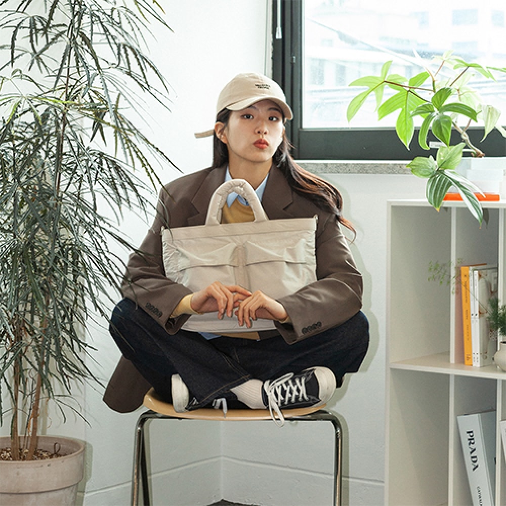 ITHINKSO FLUFFY 2POCKET BRIEF SHOULDER フロッピーツーポケットブリーフショルダー