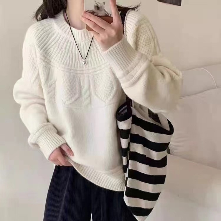 セーター ニット トップス クルーネック ケーブル編み ドロップショルダー オーバーサイズ 長袖 大人可愛い シンプル お洒落 こなれ感 デイリー 普段使い
