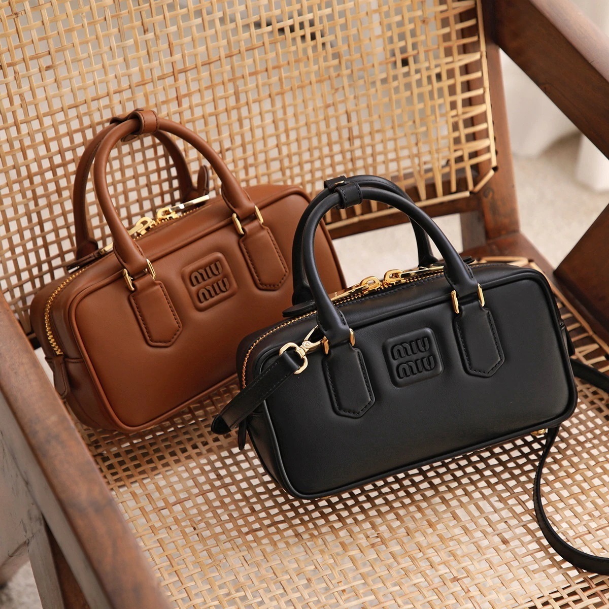 MIUMIU ミュウミュウ ショルダーバッグ ARCADIE アルカディ 5BB142 ACR3 レディース レギュラー ハンドバッグ ロゴ 鞄 カラー2色 5BB142_ACR3_F0002_V_O