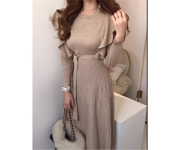 レディース ワンピース ニットワンピ ミモレ 長袖 ラウンドネック フェミニン プリーツ フリル ウエストマーク ウエストリボン 厚手 かわいい 大人可愛い きれいめ シンプル カジュアル 上品