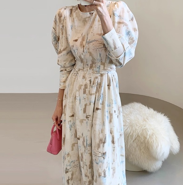 ワンピース ロング丈 7分袖 七分袖 パフスリーブ クルーネック シャツカラー デザイン 美ライン ニュアンス ロマンチック レトロ かわいい 大人可愛い きれいめ シンプル カジュアル 大人 上品