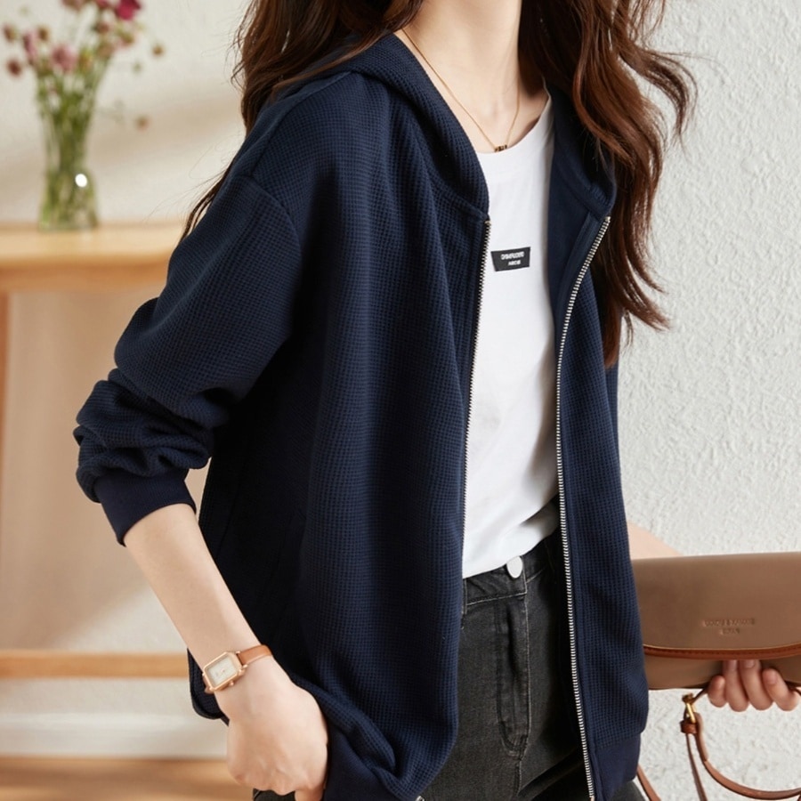 トップス パーカー フーディー 長袖 ミディアム丈 ポケット かわいい 大人可愛い きれいめ シンプル 上品 おしゃれ かっこいい カジュアル こなれ感 個性的 主役級 存在感 ラフ ルーズ 抜け感