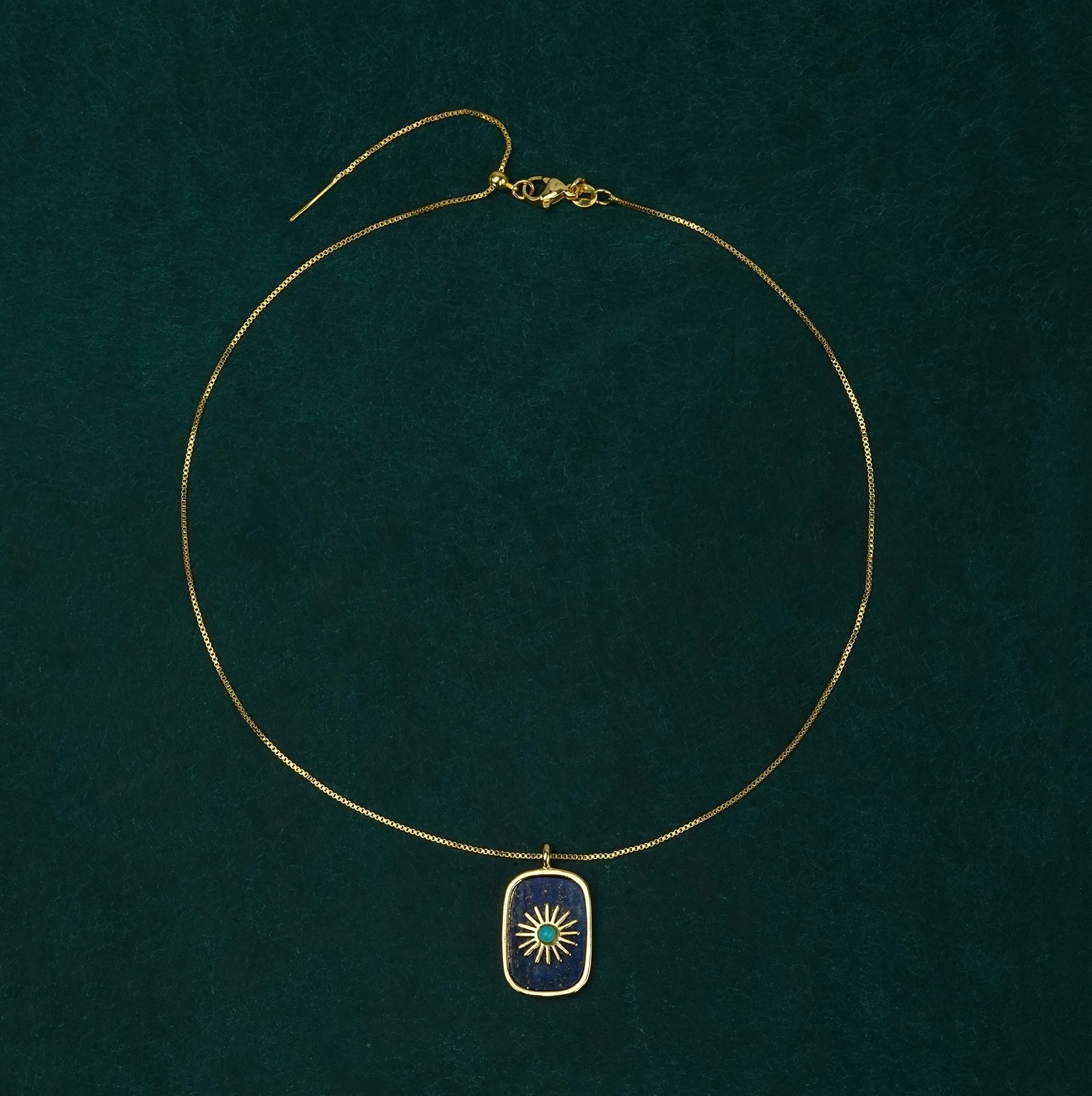 ヴィンテージスタイルファッショナブル多用途ミニマリストネックレス芸術的でレトロな鎖骨チェーン軽量で高級な高級セーターチェーン