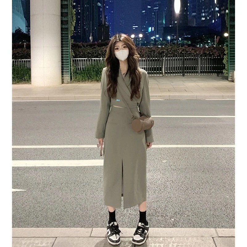 涼しく楽ちんセットアップ 短気長袖ブレイズ ミドル丈スプリットスカート レディースツーピースセット 5,478円