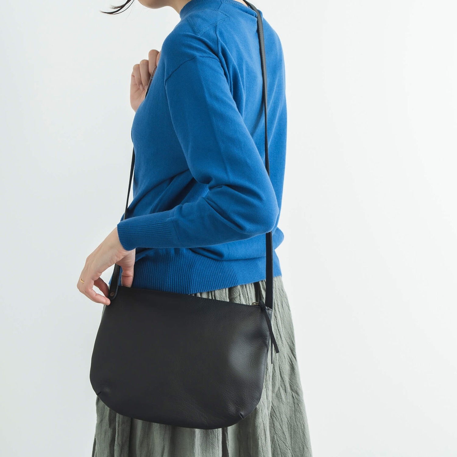 ショルダーバッグ ポシェット レディース 斜めがけ 軽量 小さめ ブラック 黒 71110361-49-99