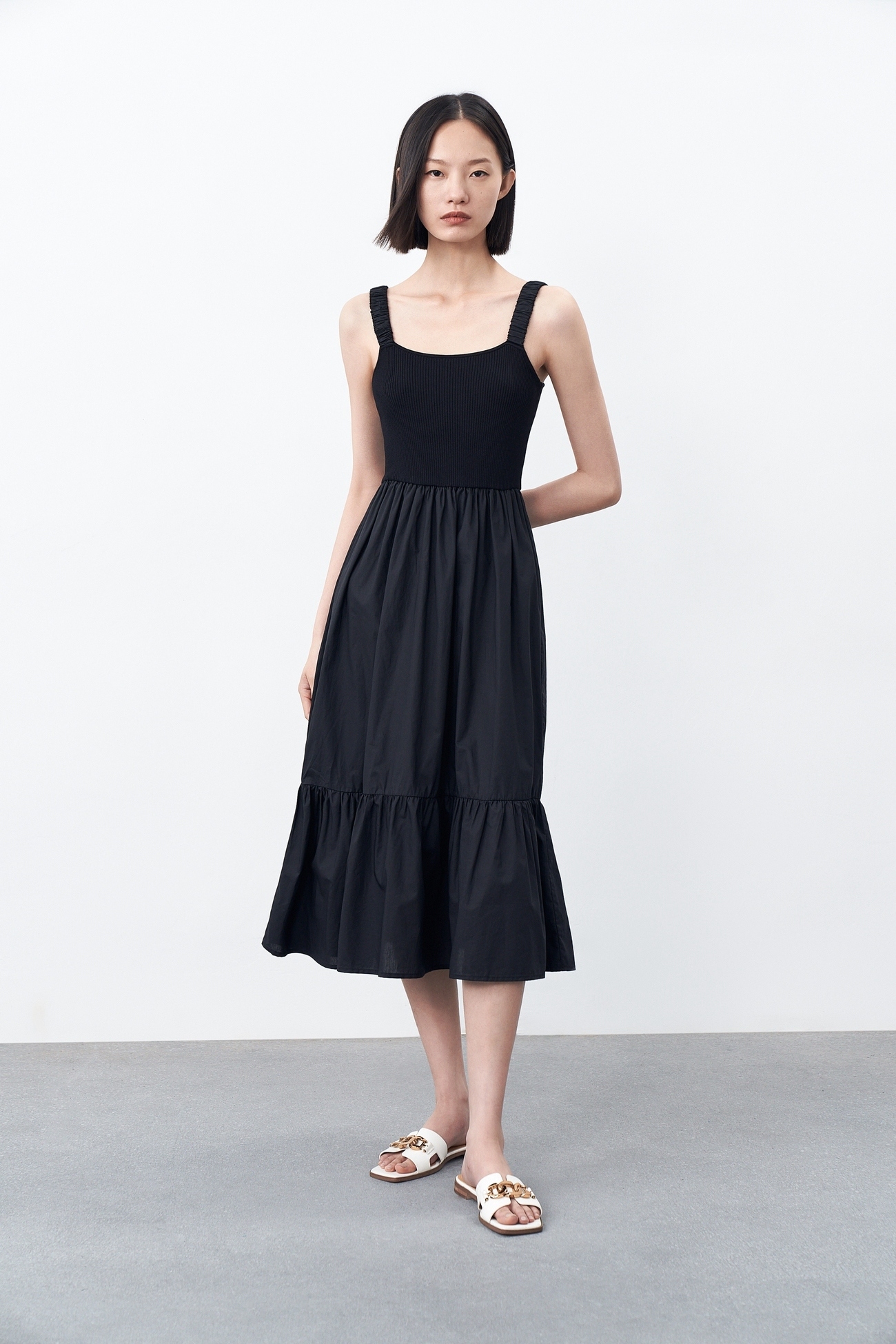 春 夏 秋 女性 スプライシング ニットロング サスペンダー ドレス ワノースリーブ ンピース ブラック S M L XL ワンピース 膝丈 ひざ丈 袖なし かわいい 大人可愛い きれいめ シンプル 14,328円