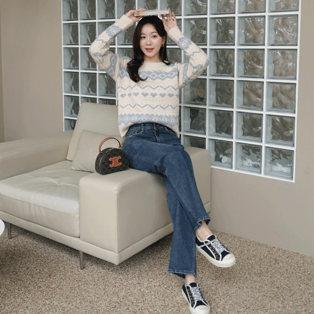 クリック＆ファニーロニフノルディックニット