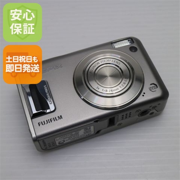 美品 FinePix F31fd シルバー FUJIFILM デジカメ 32