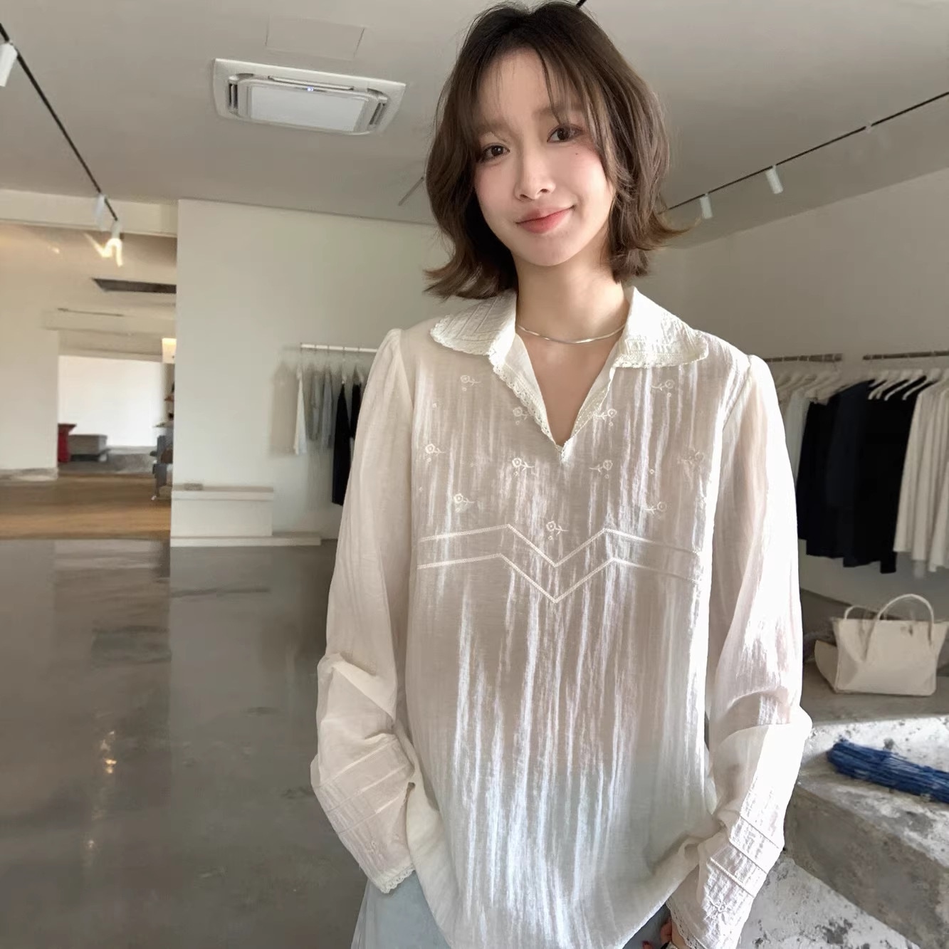 春夏韓国おしゃれ年齢軽減レースレースステッチ刺繍ラペル長袖シャツレディース R80912
