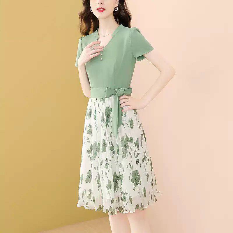 花柄 ワンピース フェイクツーピース レディース 2024年 夏新作 vネック ミドル丈気質 aラインスカート