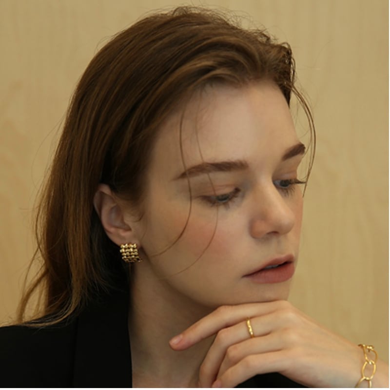 TWICE 着用) LAZYDAWN/ square check earring E016 ピアス