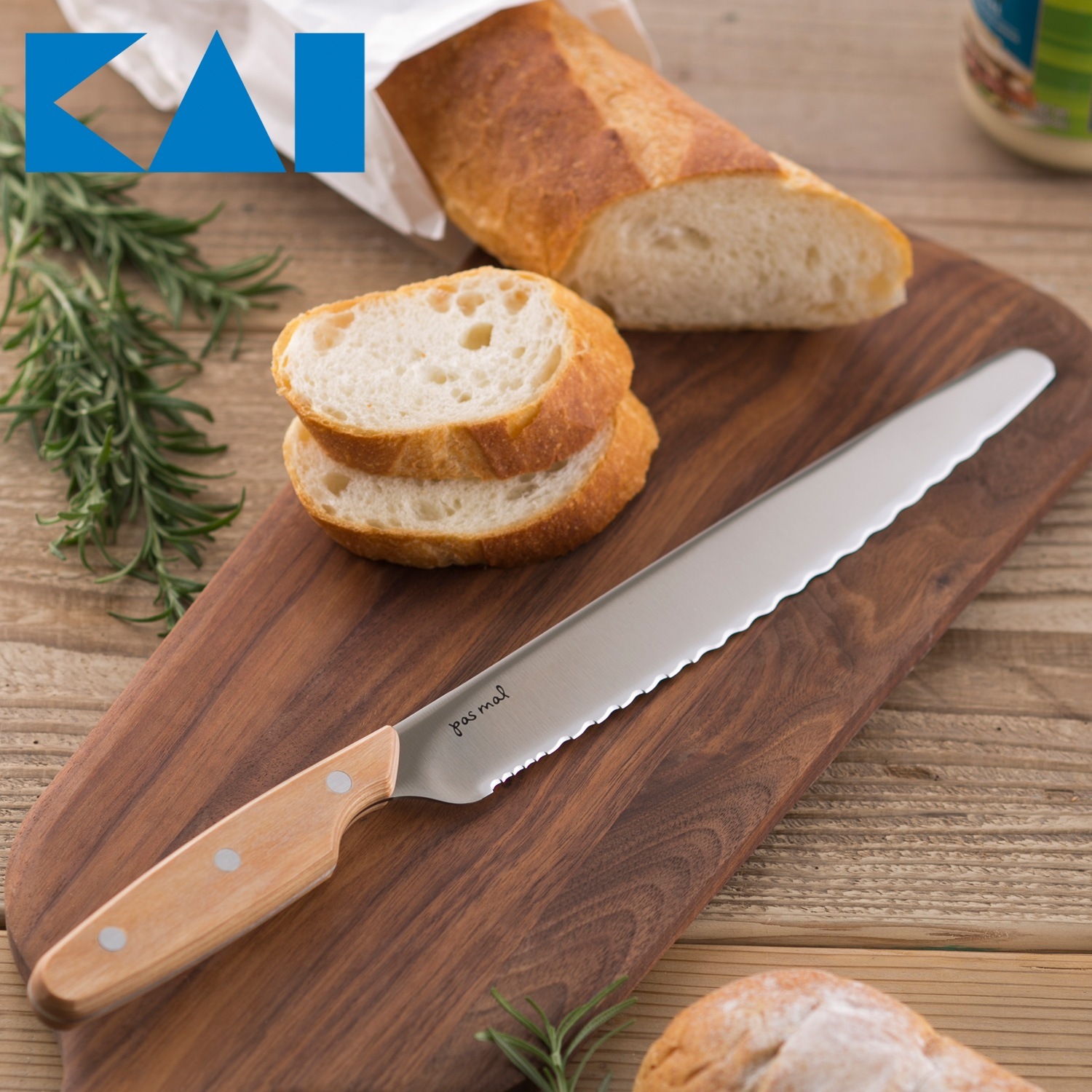 カイジルシ 貝印 パン切り包丁 パンスライサー 刃渡り24cm 日本製 AB5630 5,935円