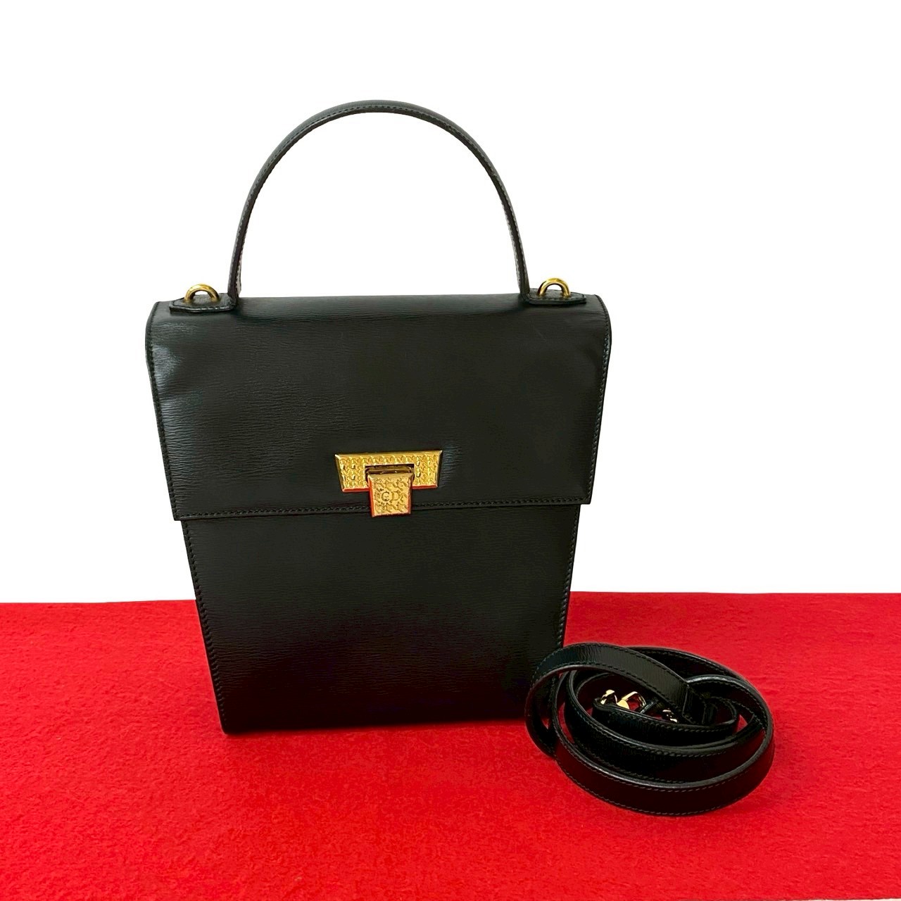 ヴィンテージ CD ロゴ 金具ショルダーバッグ レザー ブラック 48645