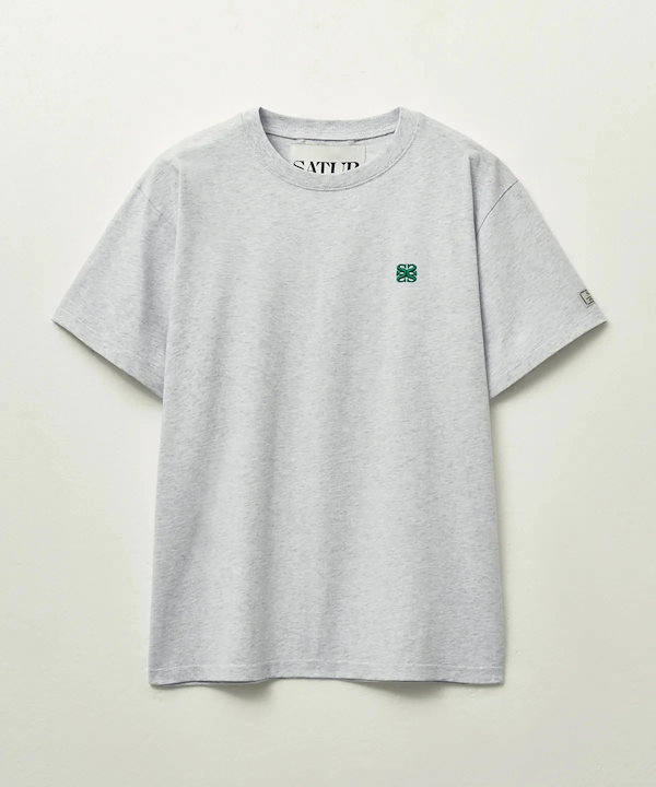 [SATUR]Classic Small Logo ティーシャツ★新作・24SS★人気★ MUSINSA公式 | SATUR Classic Small Logo Short-Sleeved T-Shirt