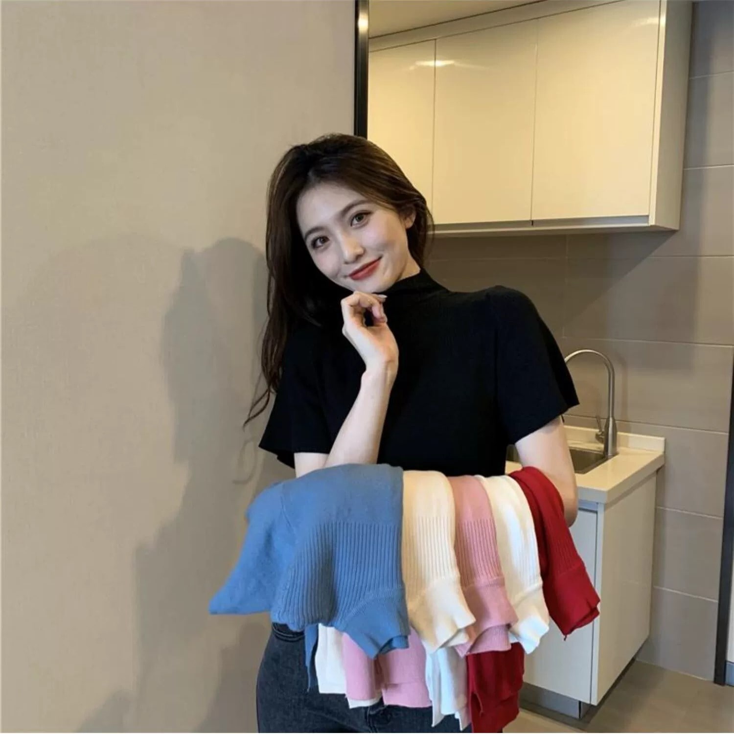 トップス 半袖 フレアスリーブ ハイネック タートルネック ストレート Iライン 伸縮性 薄手 かわいい 大人可愛い きれいめ シンプル 大人 上品 おしゃれ お洒落 大人可愛い 大人女子 こなれ感 4,987円