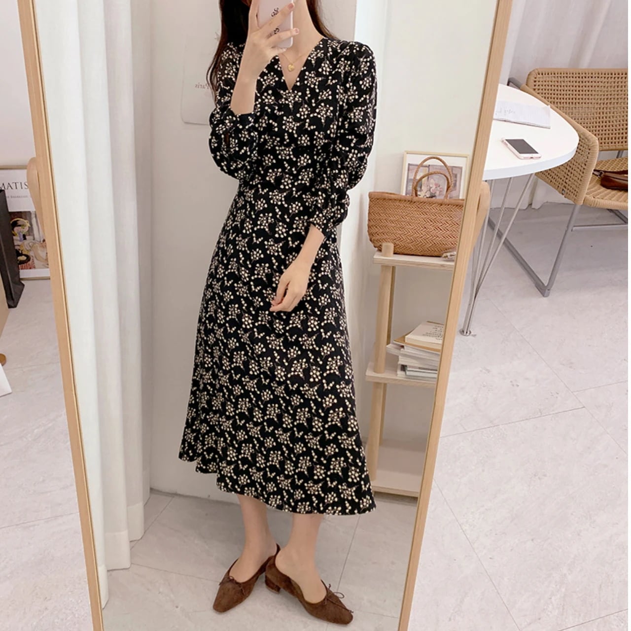 ワンピース ドレス レディース ロングスカート ミドル丈スカート 花柄ドレス Vネック ハイウエスト プルオーバー フレンチスタイル かわいい 大人可愛い きれいめ シンプル カジュアル 大人 上品 5,681円