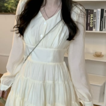 ミニワンピース トップス スイート ガーリー ラブリー ベージュ ショート丈 袖あり 長袖