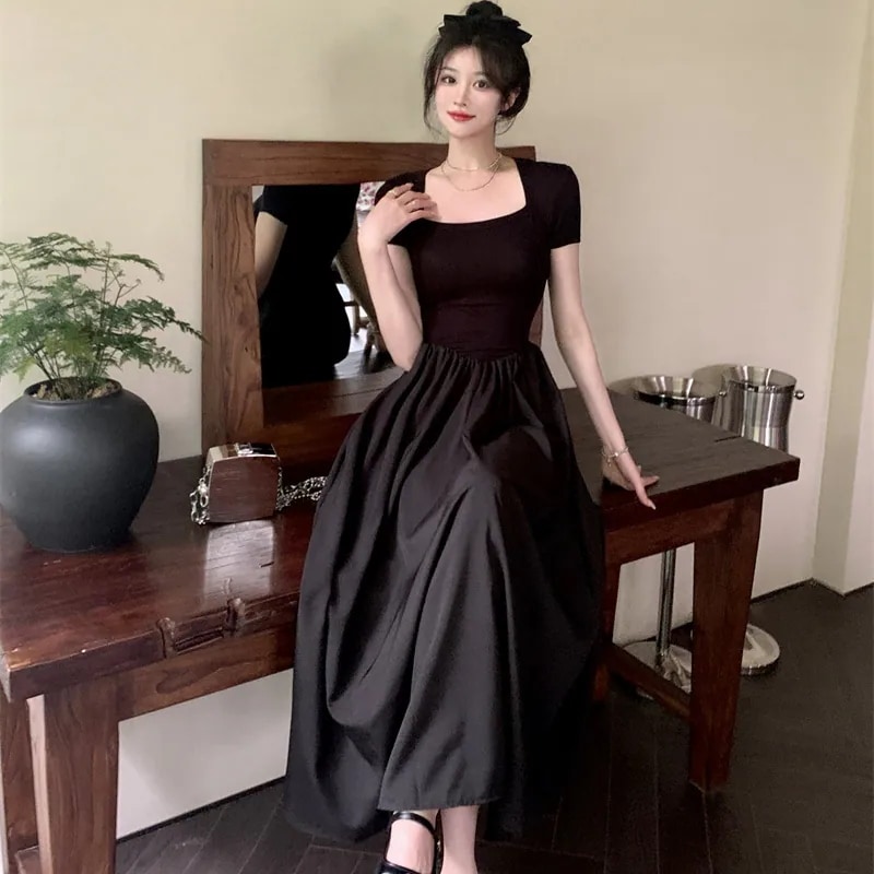 ワンピース ロングワンピース フレアワンピース 半袖 スクエアネック 切り替えデザイン フレアスカート ポケット タイト かわいい 大人可愛い きれいめ シンプル 上品 おしゃれ かっこいい カジュア