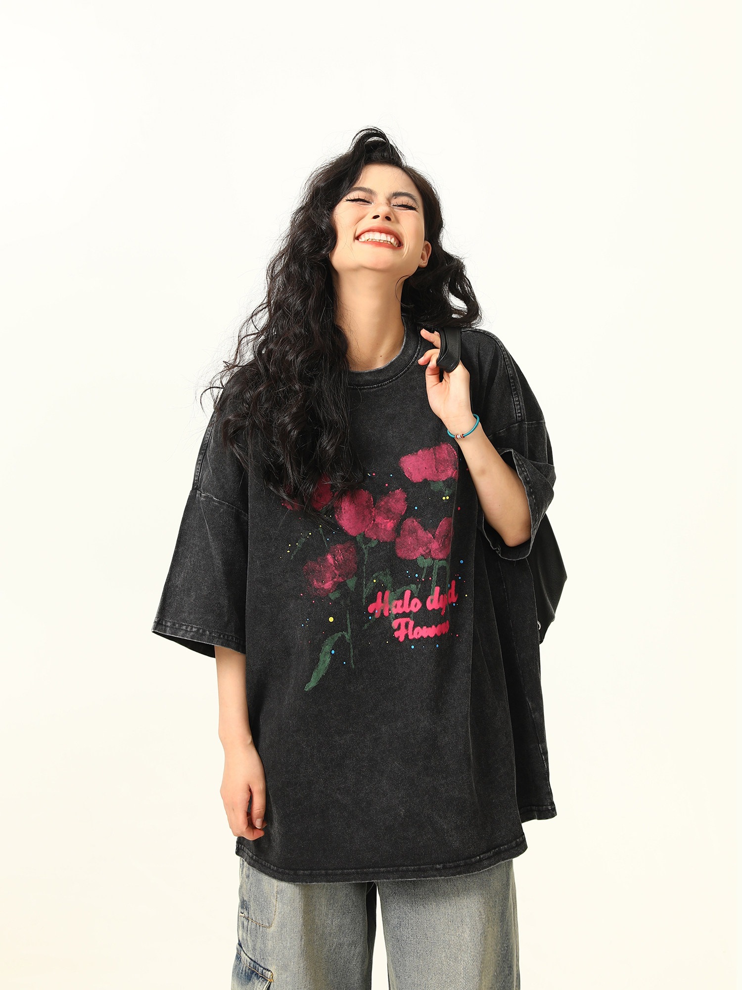 甘さとクールが絶妙なバランス フラワープリント オーバーサイズ 半袖Tシャツ ウォッシュ加工風 ドロップショルダー アメカジ Y2K 韓国っぽ ストリート ガーリー レディース カジュアル