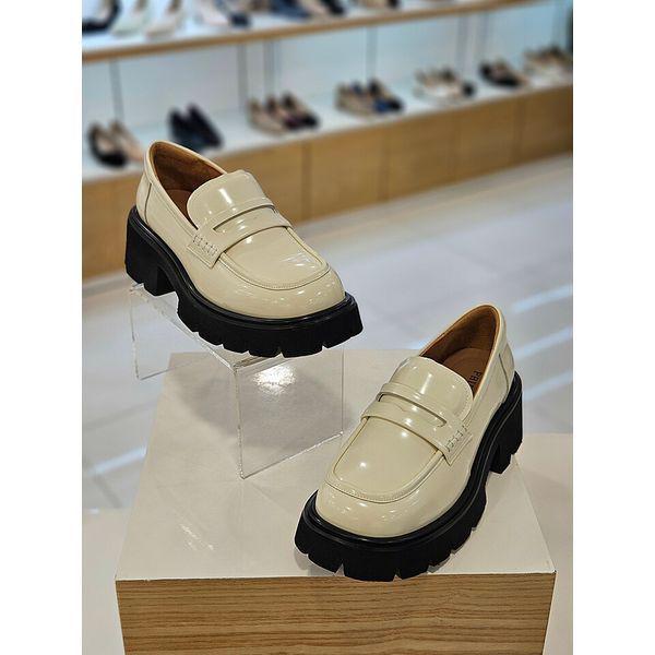 MARIOby 女性パニチョンキーローファー 112419014_P384499549 20,573円