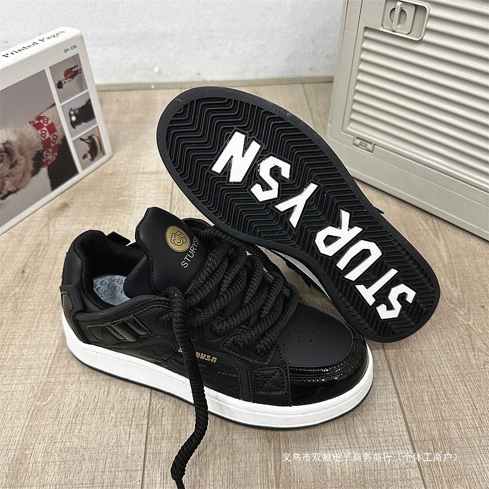 韓国版ニッチトレンドデザイン学生カジュアルスニーカー女性用2025春秋新作オールマッチストリートシューティング軽量パンシューズ