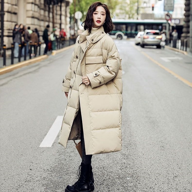 アウターダウンジャケットコート流行り 韓国版大開襟はデザイン感がゆったりしている ウエスト引き締め レトロ 厚手ジャケット 快適 冬新作日系ダウンコットンジャケット 百掛け セミロング