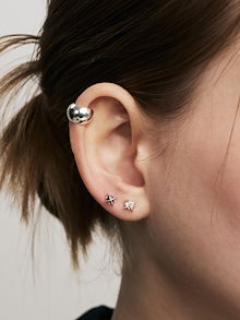 日本未入荷Heiの[sv925] cubic thin hoop earring 全2色 日本未入荷Heiの[sv925] cubic thin hoop earring 全2色 Amazon