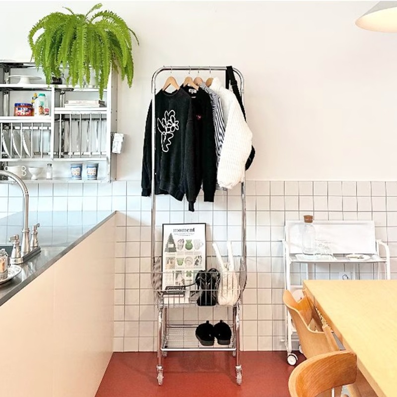 ミッドセンチュリーモダン スチール トローリーハンガー