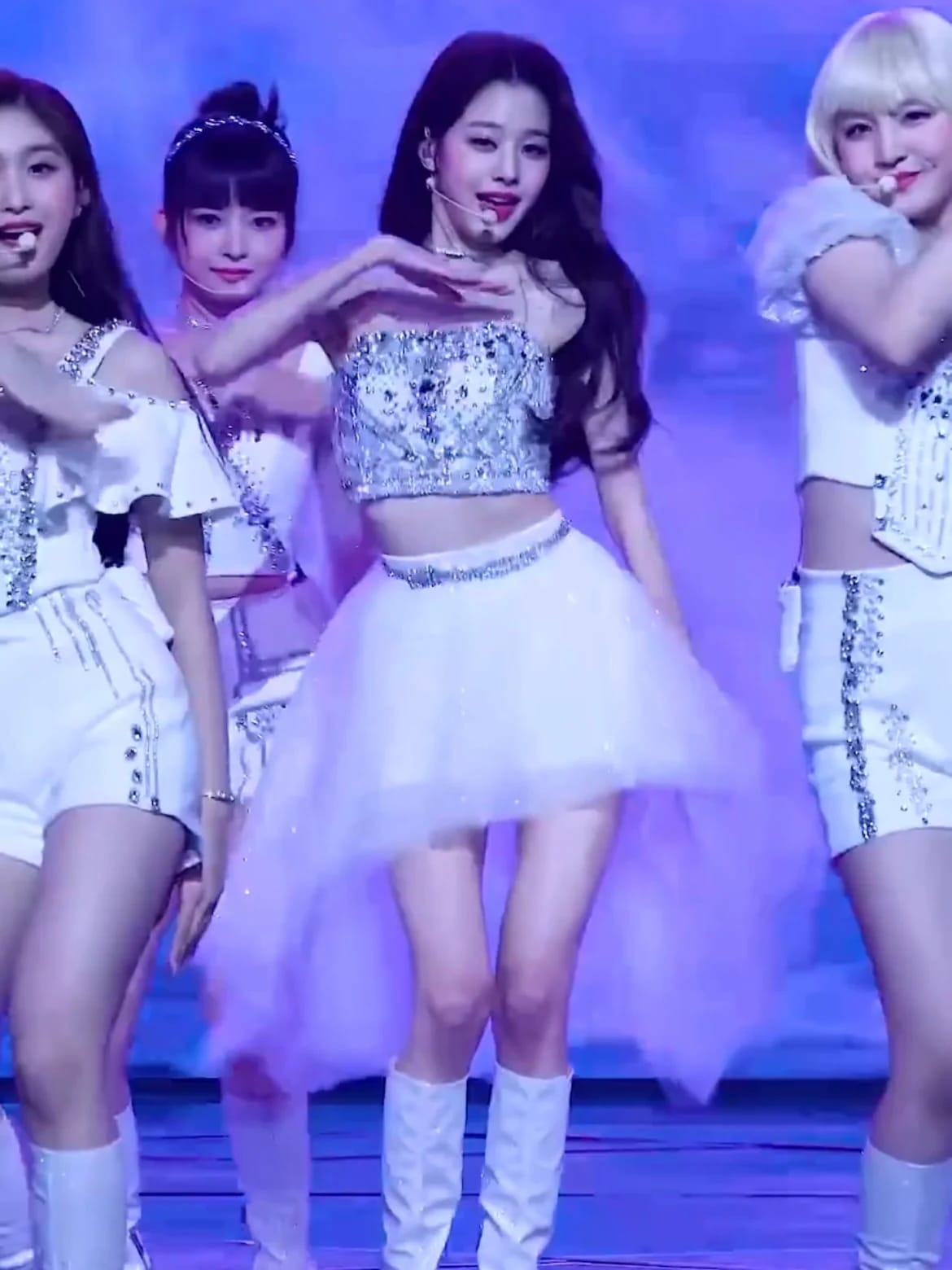 サイダー張元英のパフォーマンス衣装ダイヤモンドベストシースルーメッシュスカートイレブンジャズダンス衣装レディーススーツ