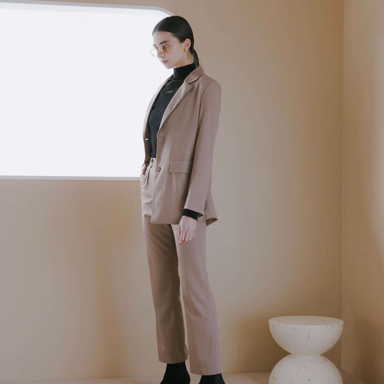 ジャケットセットアップ　スーツ　オフィス　レディース　シンプル　大人っぽい　オールシーズン