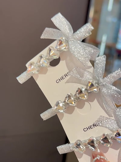 本物紫陽花❤️スワロ使用♪シルバーリボンのキラキラヘアピン❤️ 🌃紫色(ししょく)の夜空ヘアクリップ✨️ 星Ver．と月Ver．の2