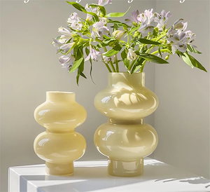 INSスタイル 花瓶 デザインセンス 洗練された フラワーアレンジメント 大人気 リビング 装飾 置物