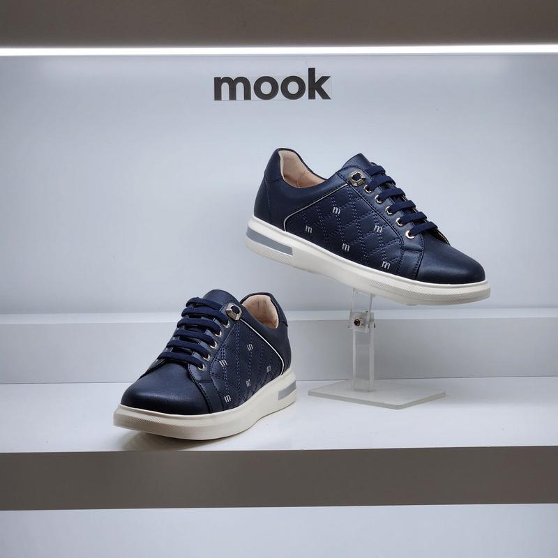 女性ロゴ刺繍スニーカー 422305 AB HPGD1SD