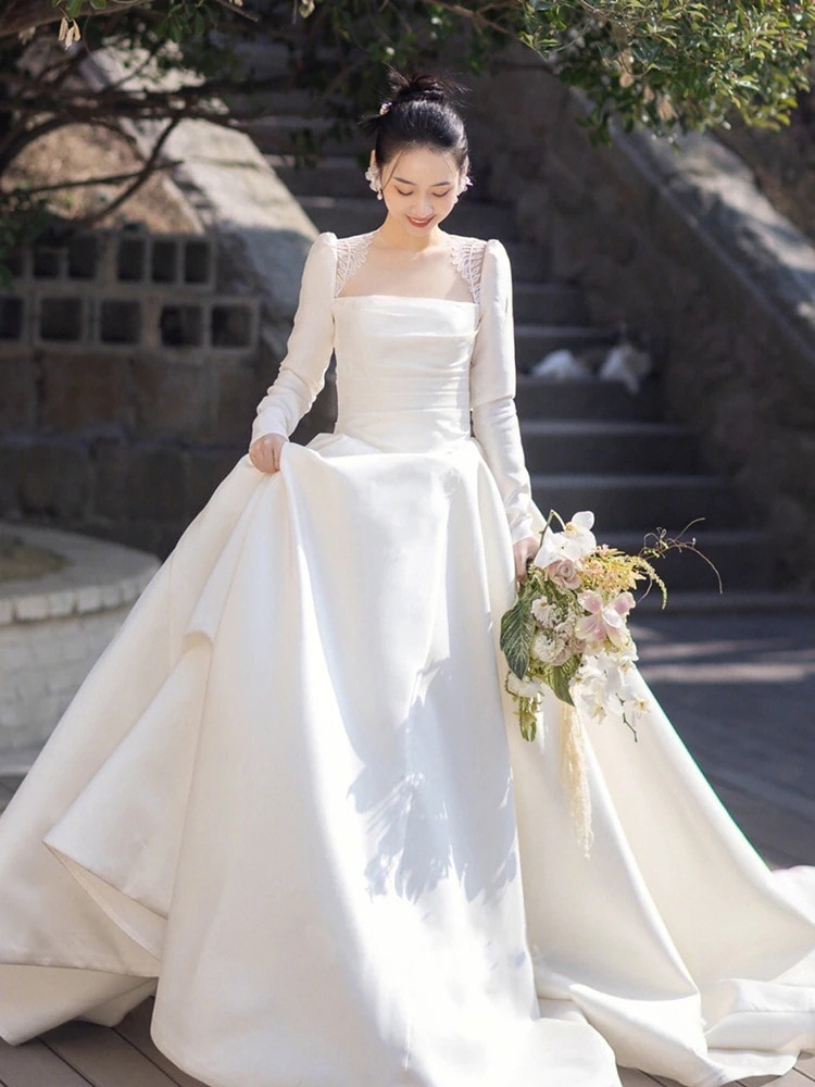 サテン ウェディング ドレス 2025 長袖 冬 花嫁 スモール メイン ヤーン 重工業 ライト レトロ