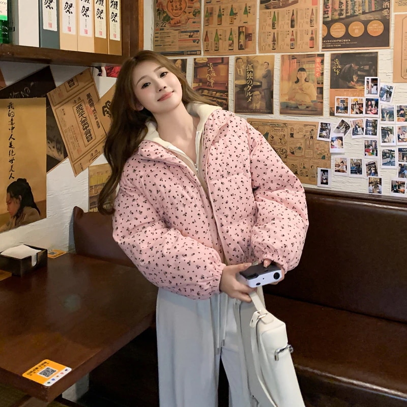 2024新型ダウン綿服女性冬韓系砕花綿入れの短い小柄なファッション洋気パン服綿入れ服