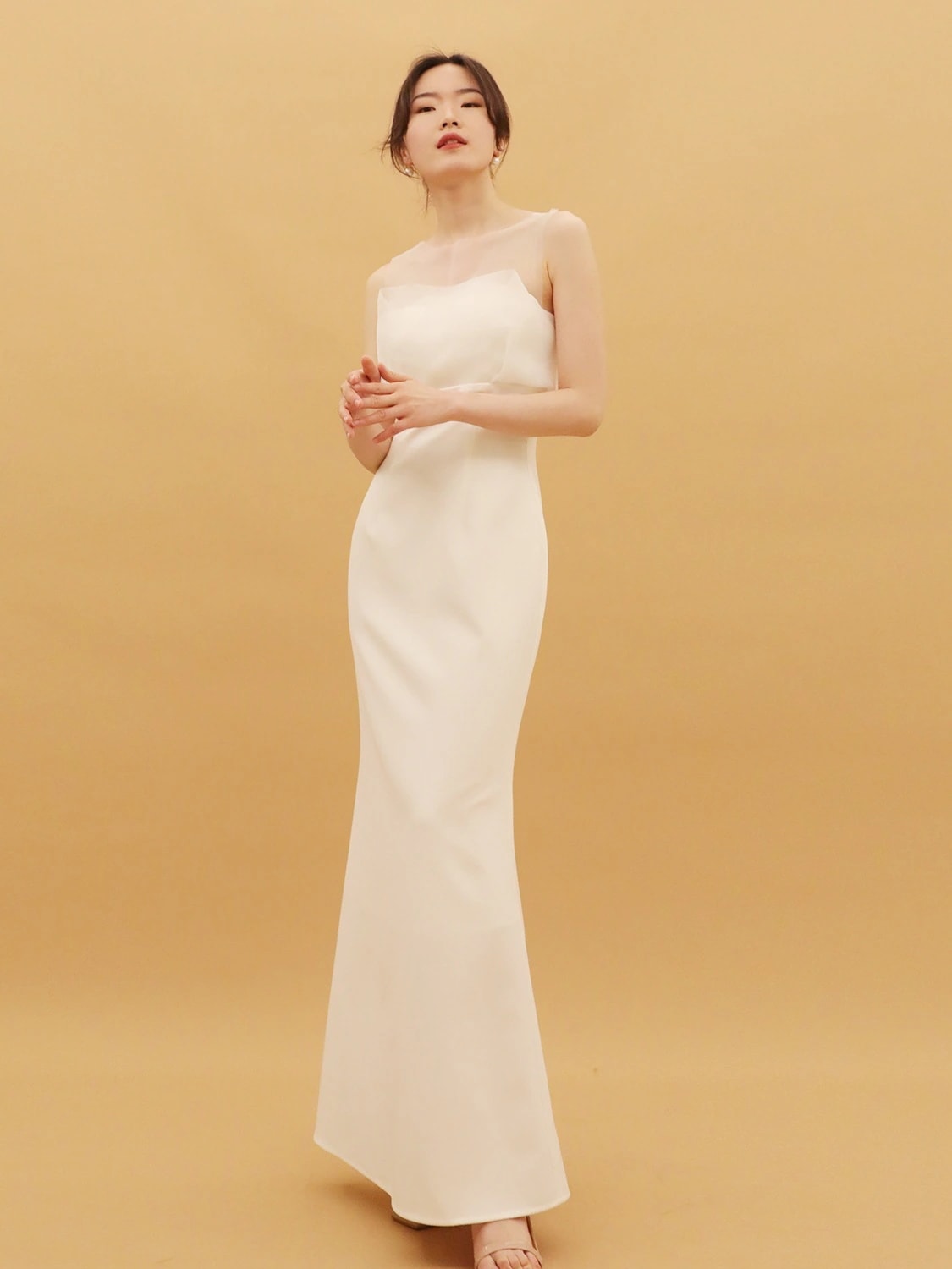 ウェディングドレス ロングドレス 結婚式 ウエディングドレス 海外 挙式 二次会 花嫁 前撮り エレガント サテン 長袖 ホワイト シンプル リゾートド
