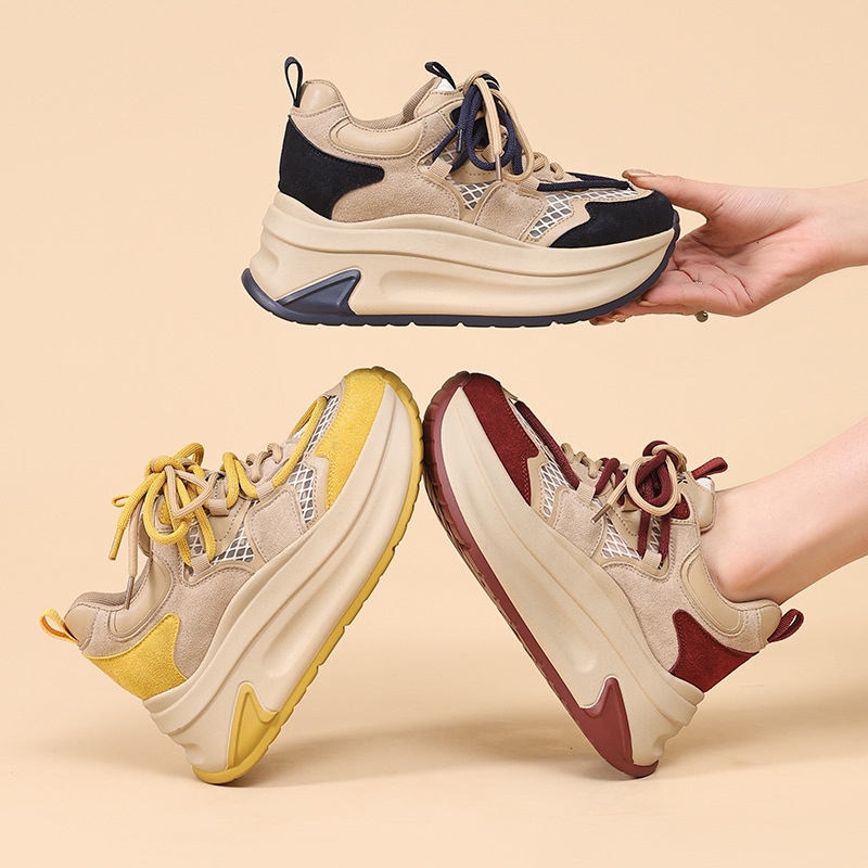 ソフトソールのレトロカジュアルシューズ夏用透明メッシュ快適なアウトドア2025年新作無地ランニングスポーツダッドシューズ（女性用）