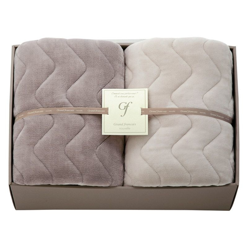 グランフランセヌーベル 吸湿発熱綿入りハイソフトタッチ敷きパッド2P