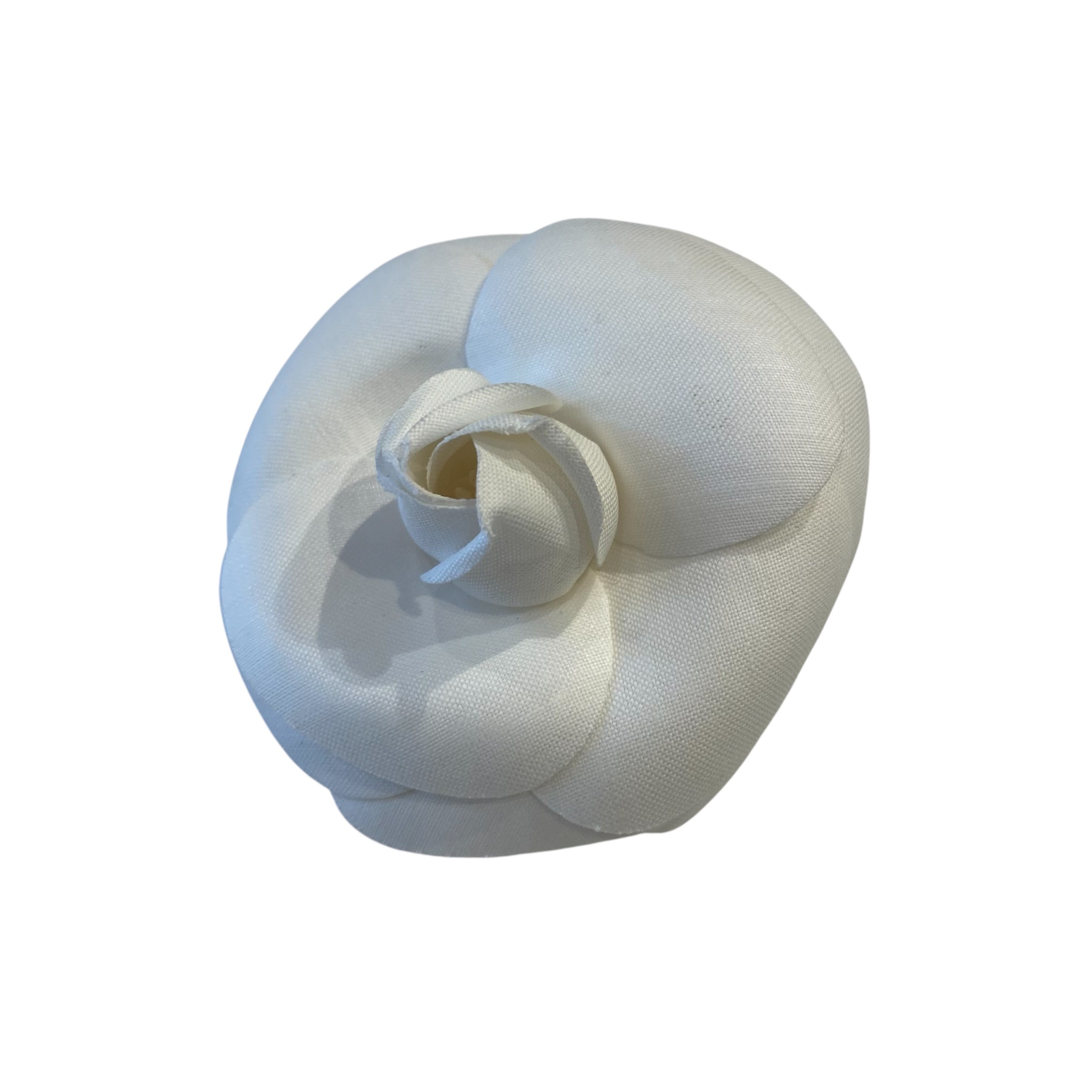 【中古】　カメリア コサージュ ブローチ レディース ブランド アクセサリー ホワイト系 入学式 卒業式 同窓会 謝恩会 ABランク