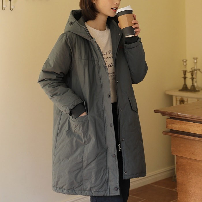 [韓国ファッション] キルティング裏地 バックスリット入り フード付きコート