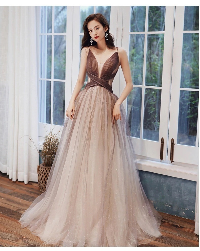 仙気夢幻辉くフレンチドレスパーティードレス演奏会 発表会 結婚式ワンピース ウェディングドレス 花嫁ロングドレス 成人式 同窓会 卒業式 ドレス