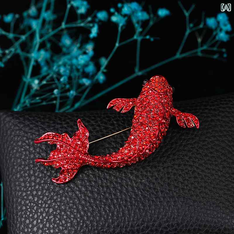 ブローチ レディース おしゃれ 大人かわいい 赤 鯉 ブローチ 創作 ラインストーン 鯉 縁起 ピン 開運 コサージュ セーター コート スーツ アクセサリー