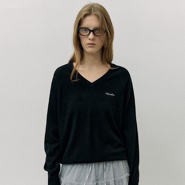 WOOL BLENDED V NECK KNIT BLACK