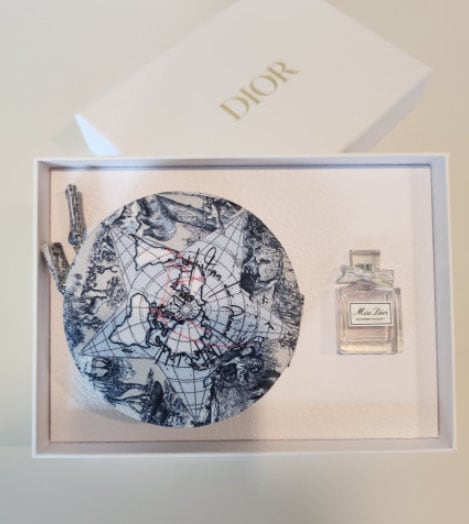 ディオール Dior ジュエリーケース +ブルーミングブーケ5ml (BOUQUET) (Dior jewellery pouch set)【ミニサイズセット】